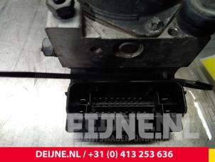 Citroen Jumpy ABS Pomp O56582 foto 3