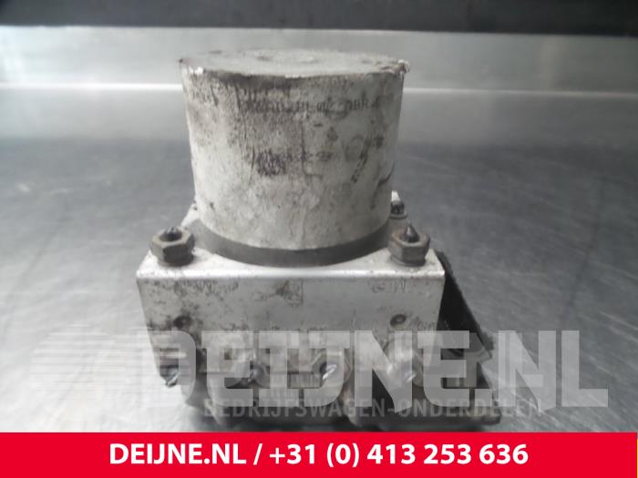 Peugeot Expert ABS Pomp O56601