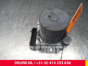 Peugeot Expert ABS Pomp O56603 foto 2