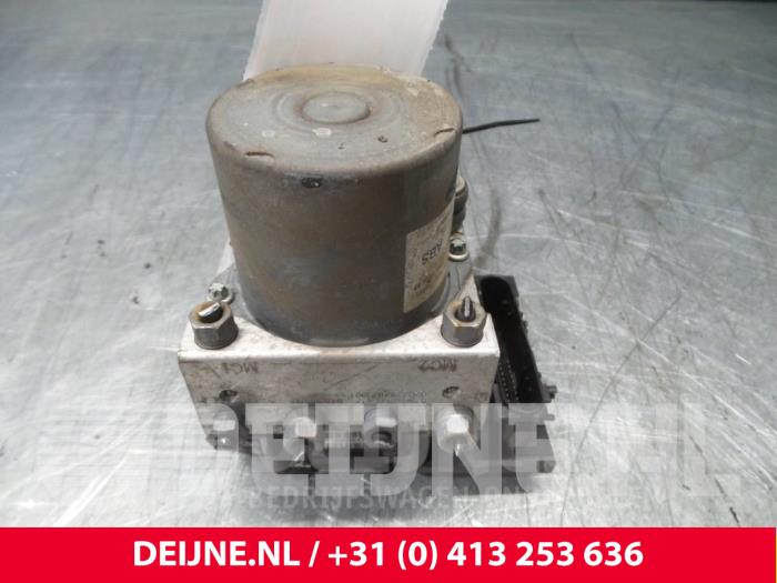 Peugeot Boxer ABS Pomp O56627