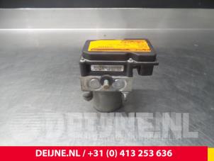 Peugeot Boxer ABS Pumpe O56628 foto 2