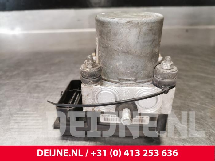 Peugeot Boxer ABS pump O56634
