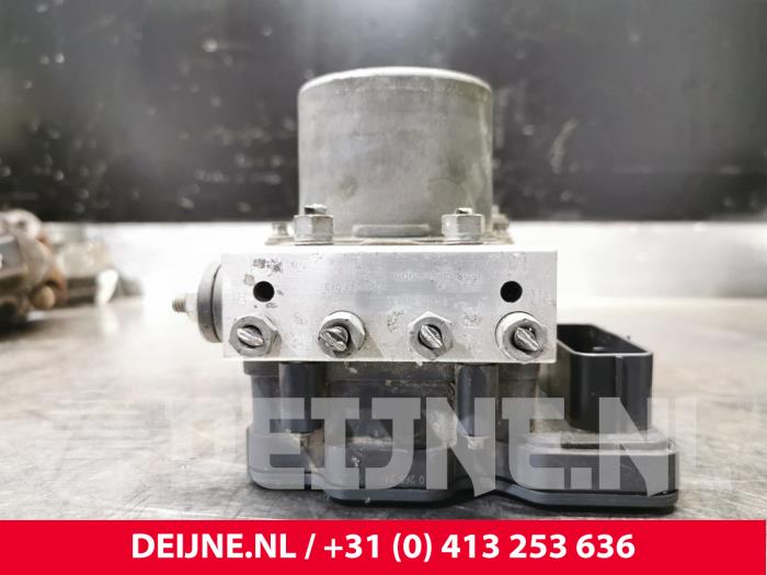 Peugeot Boxer ABS Pumpe O56639