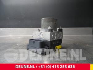 Peugeot Boxer ABS Pomp O56641 foto 2