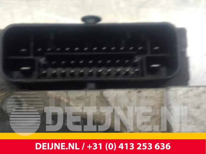 Gebruikte ABS Pomp Peugeot Bipper (AA) 1.3 HDI Prijs € 121,00 Inclusief btw aangeboden door van Deijne Onderdelen Uden B.V.
