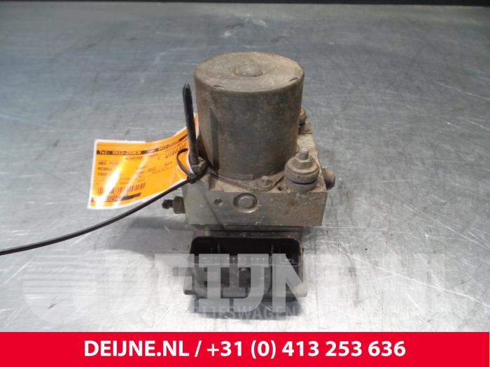 Gebruikte ABS Pomp Renault Trafic Prijs € 42,35 Inclusief btw aangeboden door van Deijne Onderdelen Uden B.V.