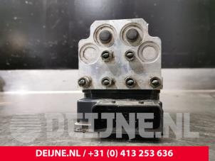 Gebruikte ABS Pomp Renault Master Prijs € 121,00 Inclusief btw aangeboden door van Deijne Onderdelen Uden B.V.