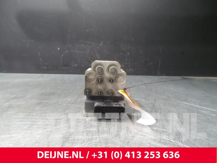 Renault Master ABS Pomp O56685