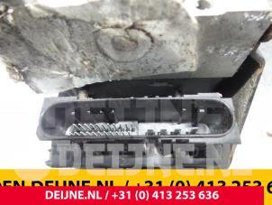 Renault Kangoo ABS pump O56705 photo 3