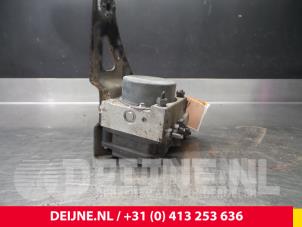Renault Kangoo ABS pump O56705 photo 4