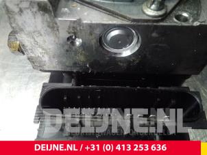 Renault Kangoo ABS pump O56706 photo 3