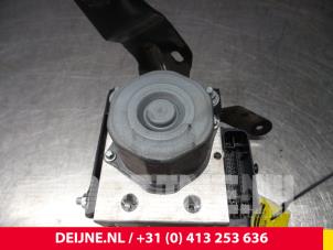 Renault Kangoo ABS Pumpe O56722 foto 3