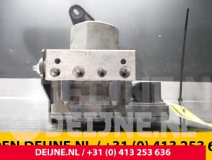 Renault Kangoo ABS Pumpe O56722 foto 2