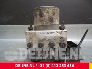 Renault Master ABS Pomp O56724 foto 2
