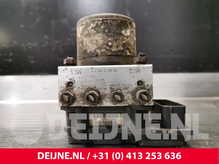 Renault Master ABS Pumpe O56726