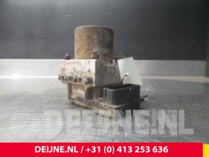 Renault Master ABS Pumpe O56727 foto 2