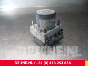 Renault Master ABS Pumpe O56729 foto 2