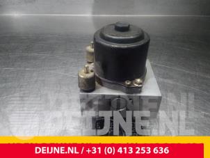 Toyota Hiace ABS Pumpe O56763 foto 4