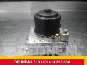 Toyota Hiace ABS Pumpe O56766 foto 2