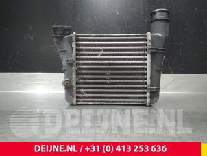 Gebruikte Intercooler Audi A4 Quattro (B7) 2.0 TDI Prijs € 50,00 Margeregeling aangeboden door van Deijne Onderdelen Uden B.V.