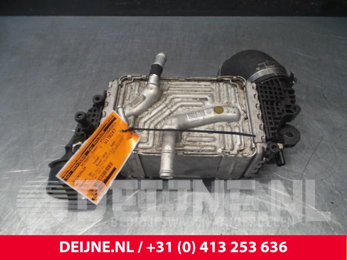 Gebruikte Intercooler Volkswagen Transporter/Caravelle T6 Prijs € 175,45 Inclusief btw aangeboden door van Deijne Onderdelen Uden B.V.