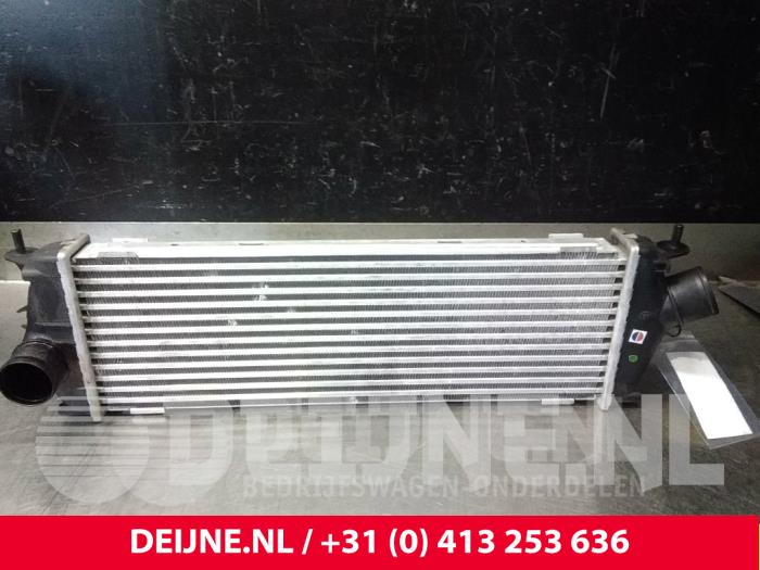 Gebruikte Intercooler Renault Trafic Prijs € 60,50 Inclusief btw aangeboden door van Deijne Onderdelen Uden B.V.
