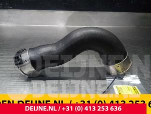 Mercedes Vito Intercooler Schlauch O57021 foto 2