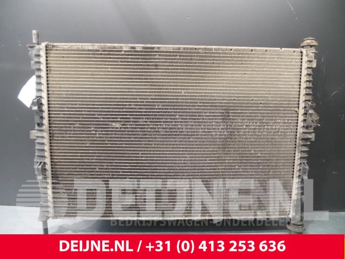 Gebruikte Radiateur Ford Transit Prijs € 36,30 Inclusief btw aangeboden door van Deijne Onderdelen Uden B.V.