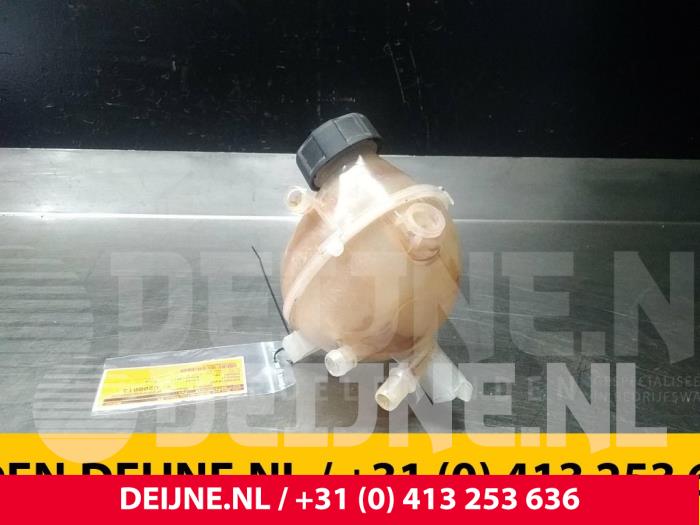 Peugeot Expert Ausgleichsbehälter O57415