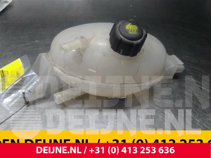 Renault Master Ausgleichsbehälter O57421
