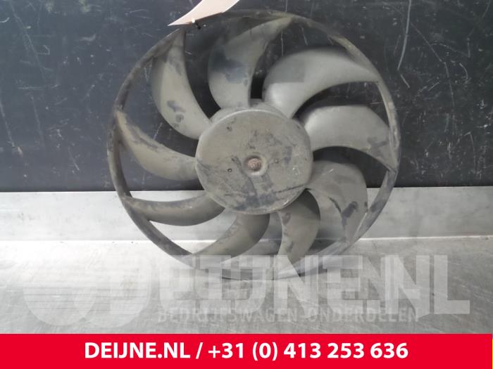 Nissan Interstar Kühlgebläse O57524