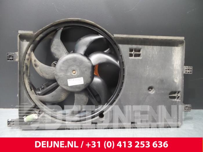 Peugeot Bipper Kühlgebläse O57564