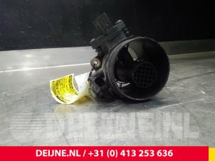 Mercedes E-Klasse Air mass meter O57675 photo 2