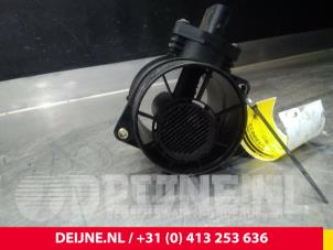 Mercedes E-Klasse Air mass meter O57675 photo 3