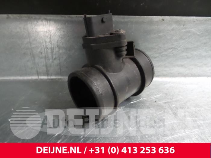 Opel Corsa Luchtmassameter O57686