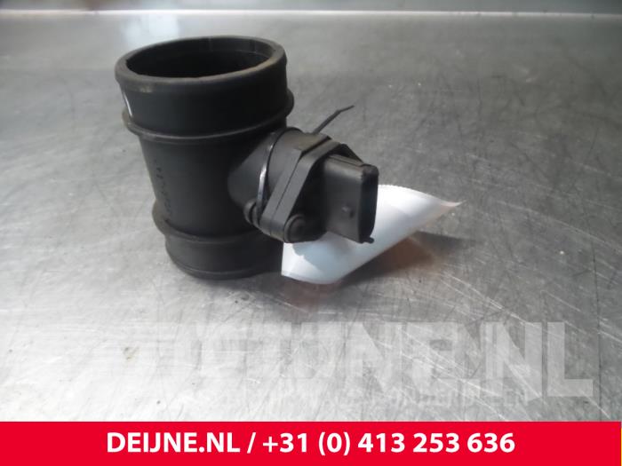 Opel Corsa Luchtmassameter O57687
