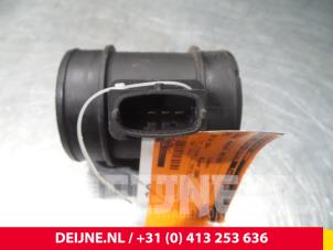 Opel Astra Air mass meter O57697 photo 2