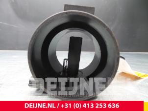 Ford Focus Luchthoeveelheidsmeter O57851 foto 3