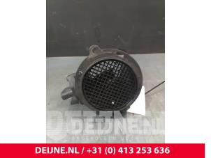 Mercedes E-Klasse Airflow meter O57855 photo 2