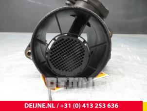 Mercedes E-Klasse Luftmengenmesser O57856 foto 3