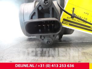 Volkswagen Polo Luftmengenmesser O57918 foto 3