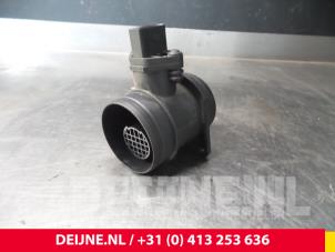 Volkswagen Golf Airflow meter O57939 photo 2