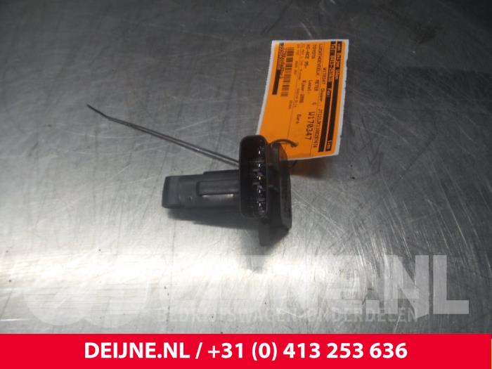 Toyota Hiace Luchthoeveelheidsmeter O58131