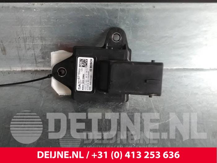Gebruikte Computer Diversen Peugeot 308 SW (L4/L9/LC/LJ/LR) 1.6 BlueHDi 120 Prijs € 50,00 Margeregeling aangeboden door van Deijne Onderdelen Uden B.V.