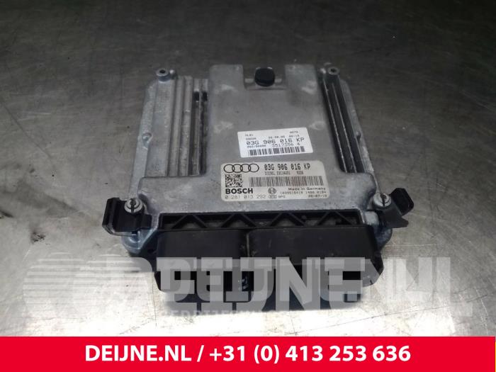 Audi A4 Engine management computer O58204