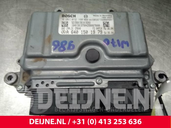 Mercedes A-Klasse Engine management computer O58256