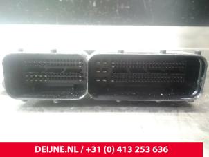 Volkswagen Golf Engine management computer O58365 photo 3