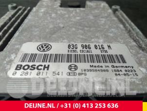 Volkswagen Caddy Steuergerät Motormanagement O58367 foto 4