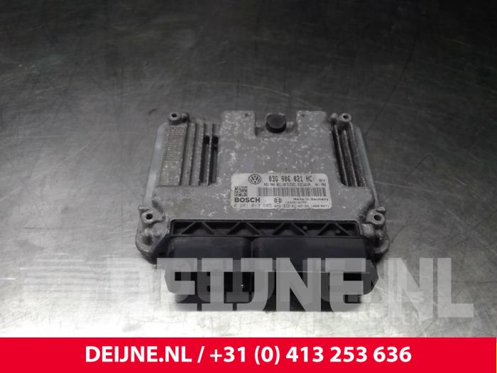 Volkswagen Golf Plus Engine management computer O58394