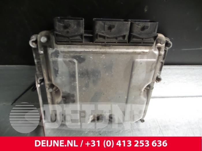 Peugeot 807 Engine management computer O58538
